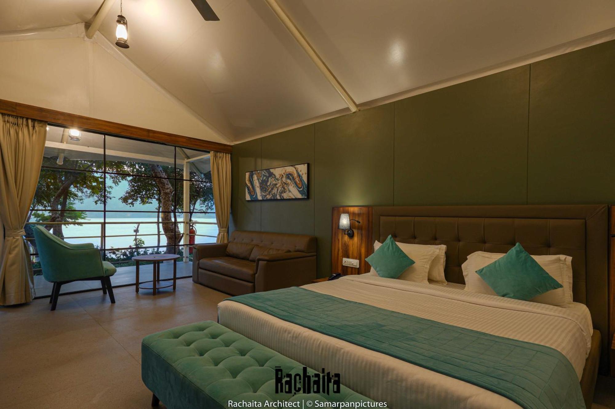 White Feather Resort Kauncha Silvassa Exterior photo